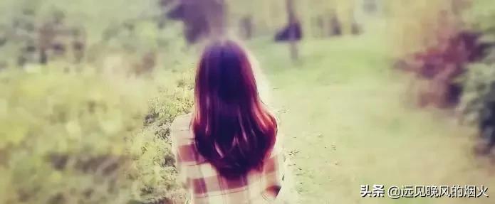 伤感文案（给心中放不下的她）(图3)