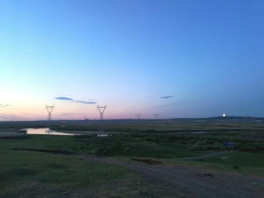 看日出日落，望星空明月(图1)