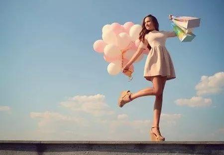 30句浪漫的英文句子：有爱的心永远年轻！(图1)