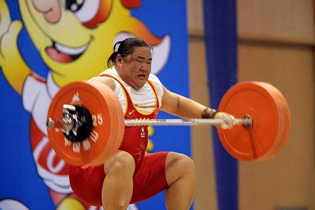 举重女王唐功红：冠军背后的生死励志与甜蜜爱情(图2)