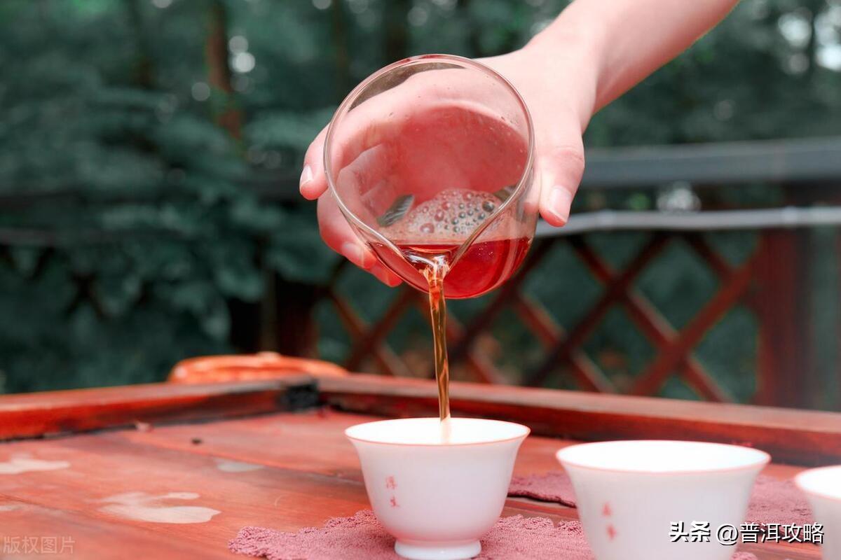 一个人喝茶悠闲幽默的句子(图4)