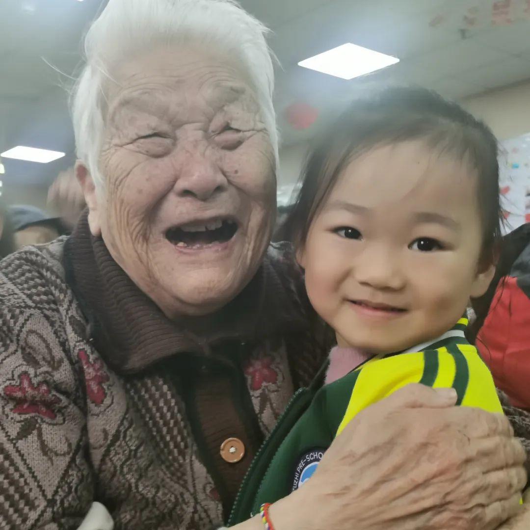 感恩节｜“感恩心连心 • 敬老手牵手”。老少同乐，爱满颐和(图9)