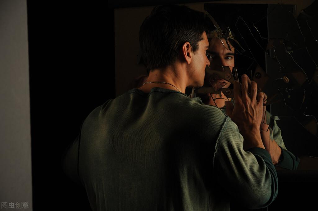 如果经历过真正的孤立无援，你会明白眼泪是最无用的东西(图2)