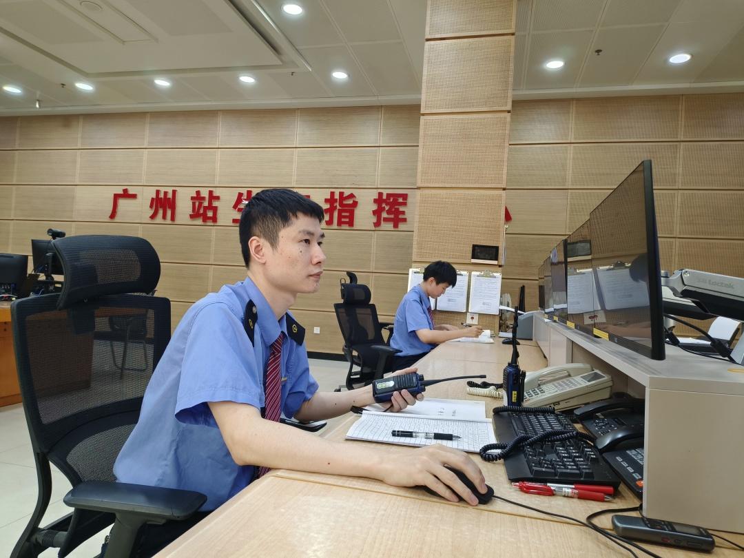 “铁味”情话，哪条击中你的心？(图7)