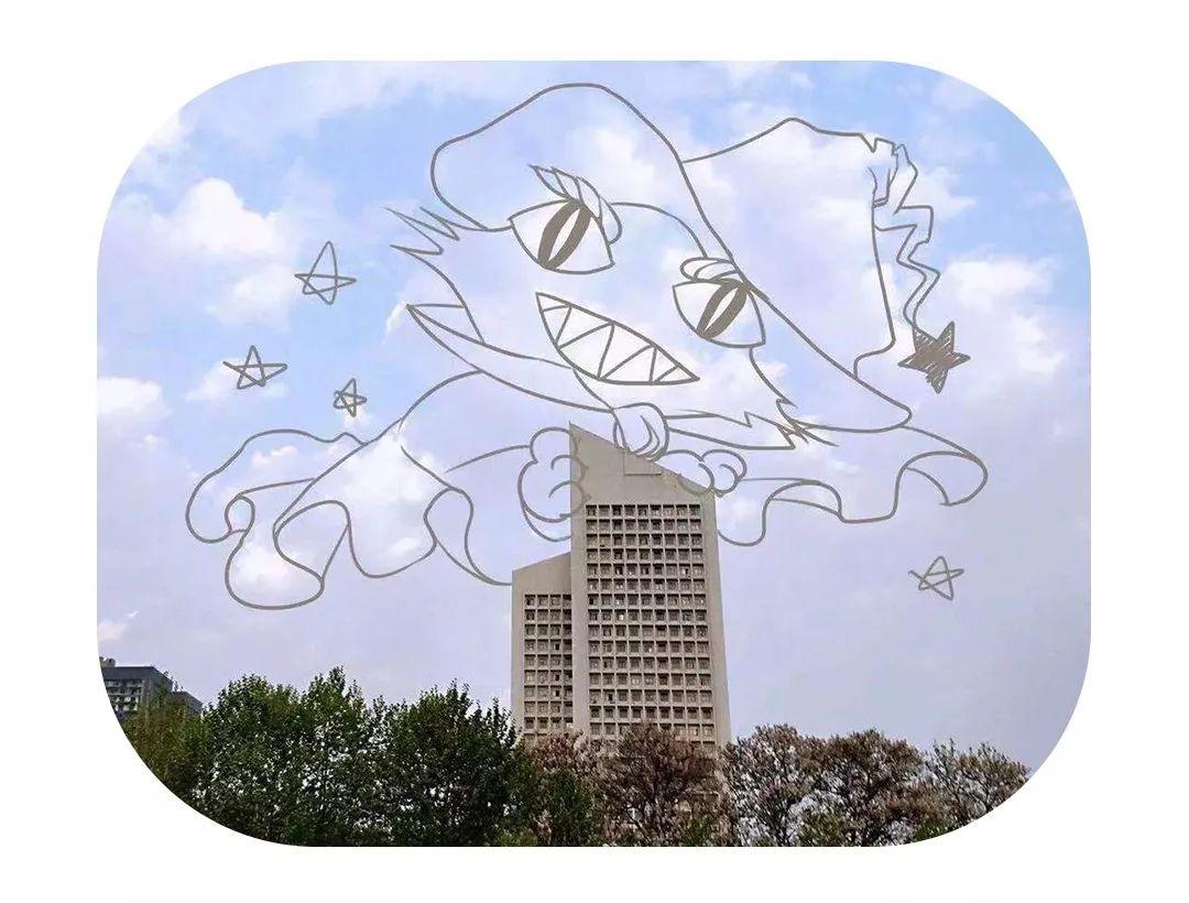 最安心的不过是抬头45度仰望天空，看到的不是灰蒙蒙，而是静谧幽深的蓝(图29)