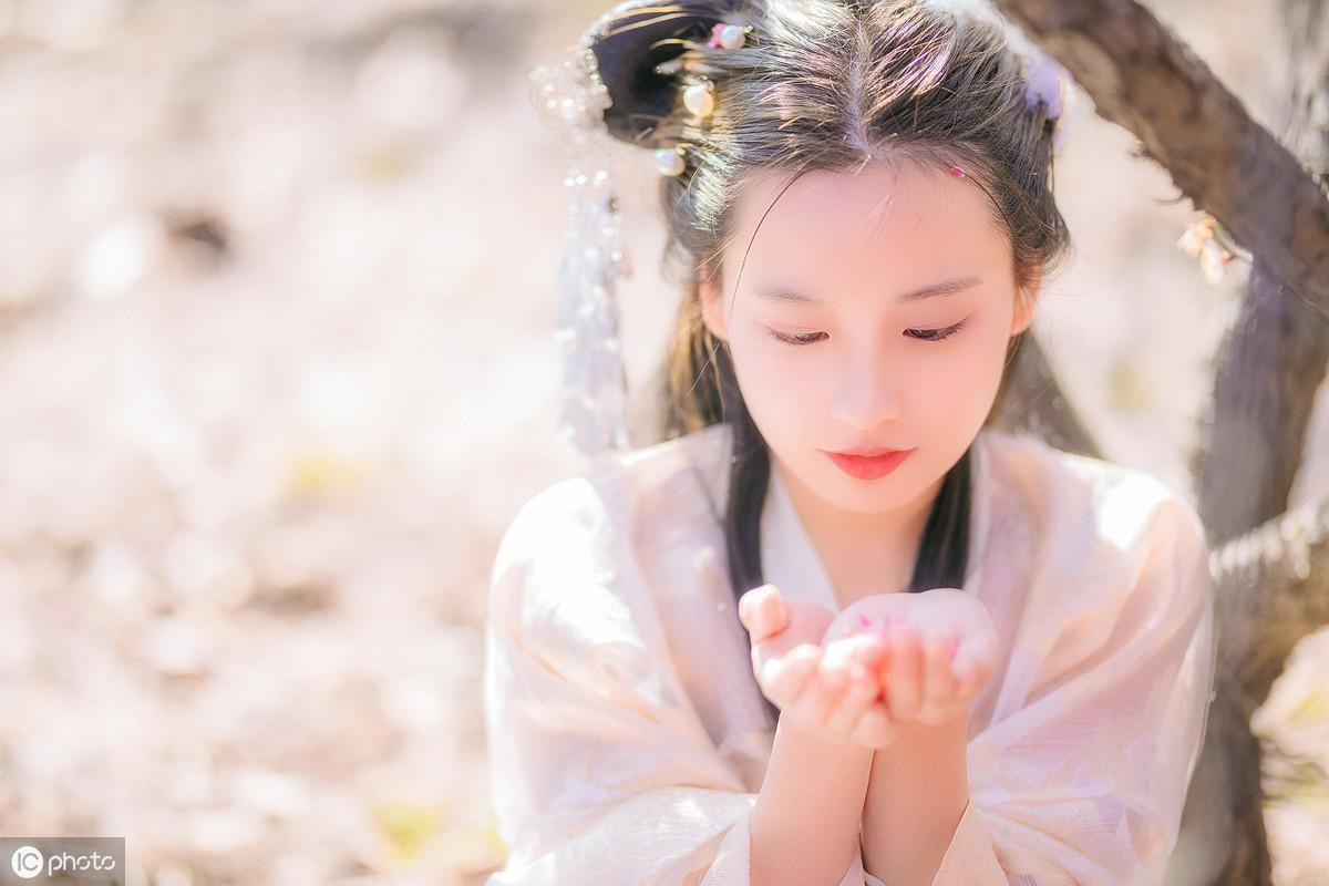 左手的相思握不住右手的牵挂(图4)