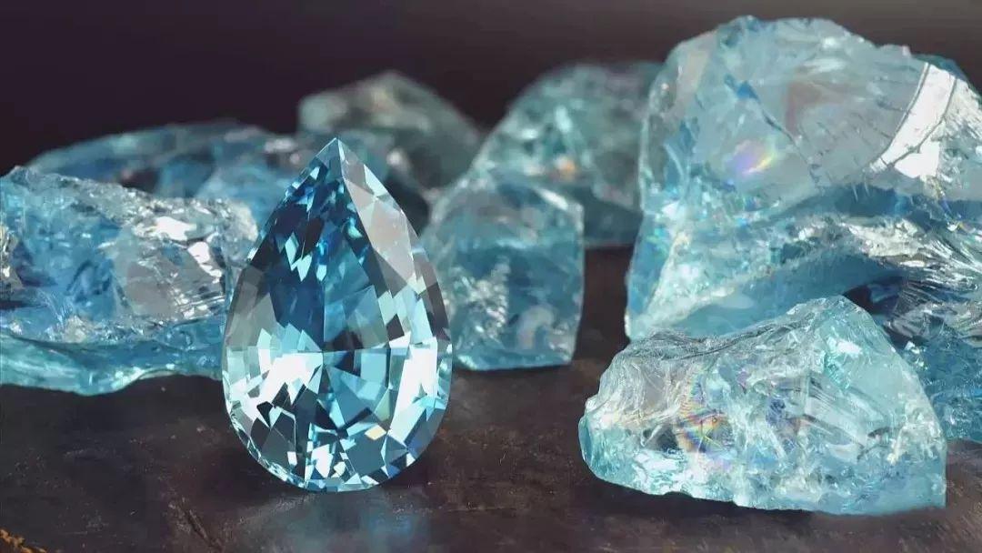 海蓝宝：海水的化身，最治愈的一抹蓝(图4)