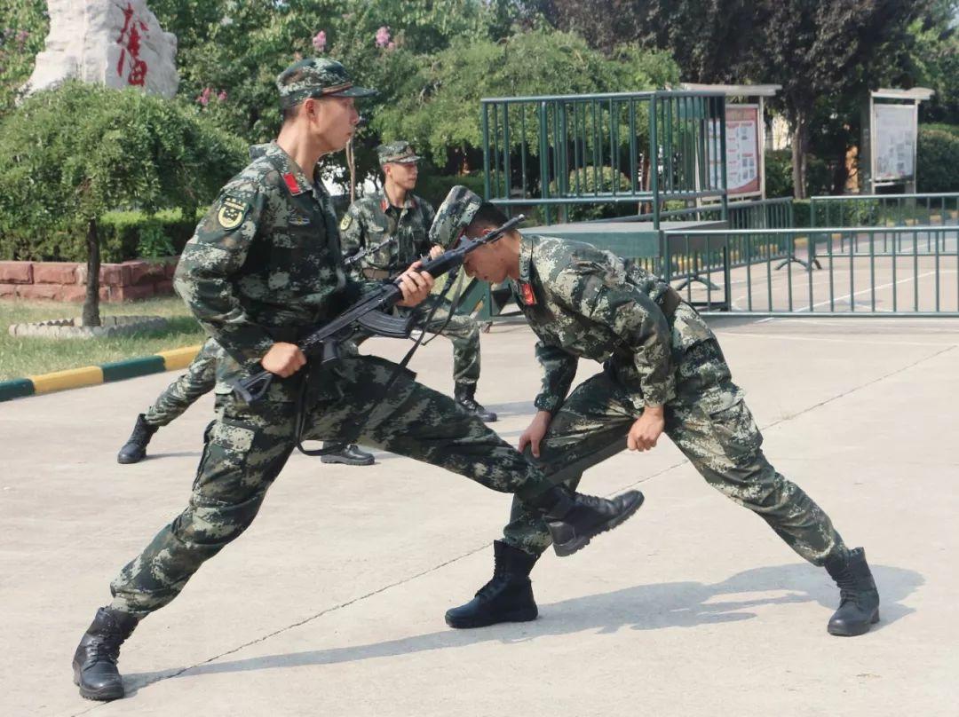 我和祖国共成长丨扎根在平凡岗位上，用“光”和“热”告白祖国母亲(图6)