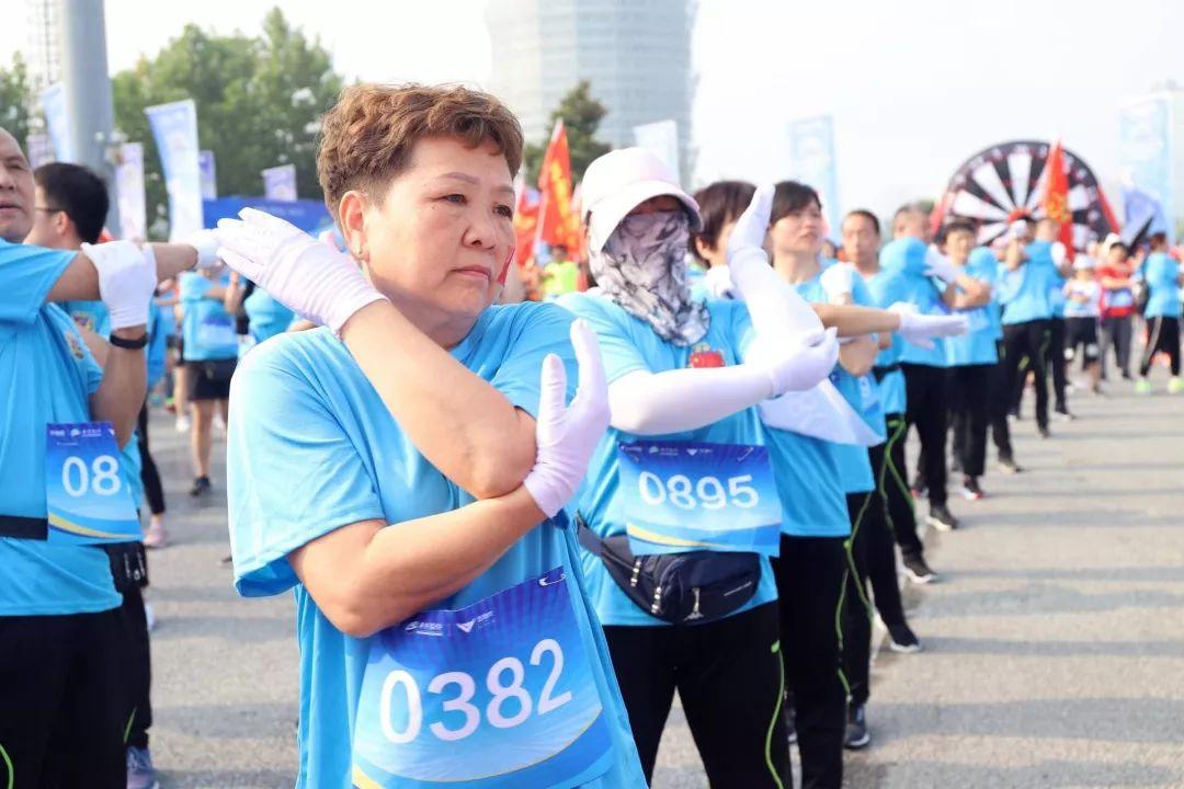 努力奔跑，不负欢笑。2019，跟乐跑一起，点亮每一片蓝天(图31)