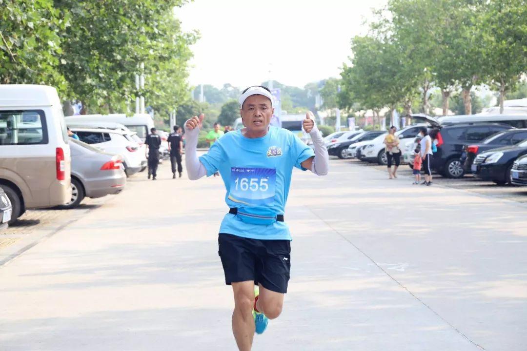 努力奔跑，不负欢笑。2019，跟乐跑一起，点亮每一片蓝天(图42)