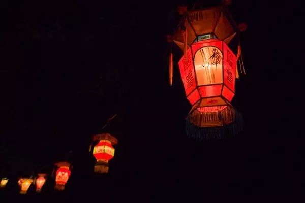 十五首最美的元宵诗词(图6)