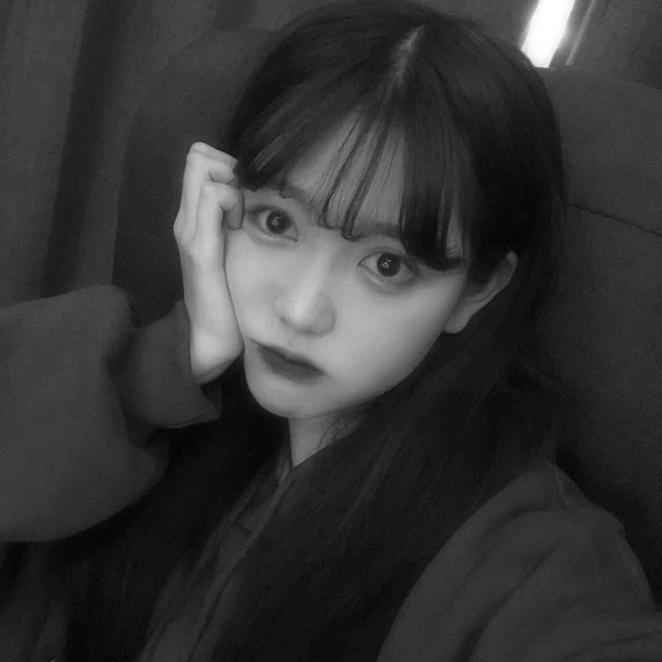 致自己冷酷洒脱的句子，别去打扰一个不愿意理你的人(图2)