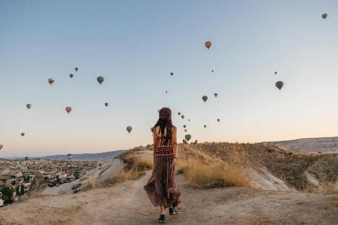 探访世界之美：20句旅行高级有质感的句子(图2)