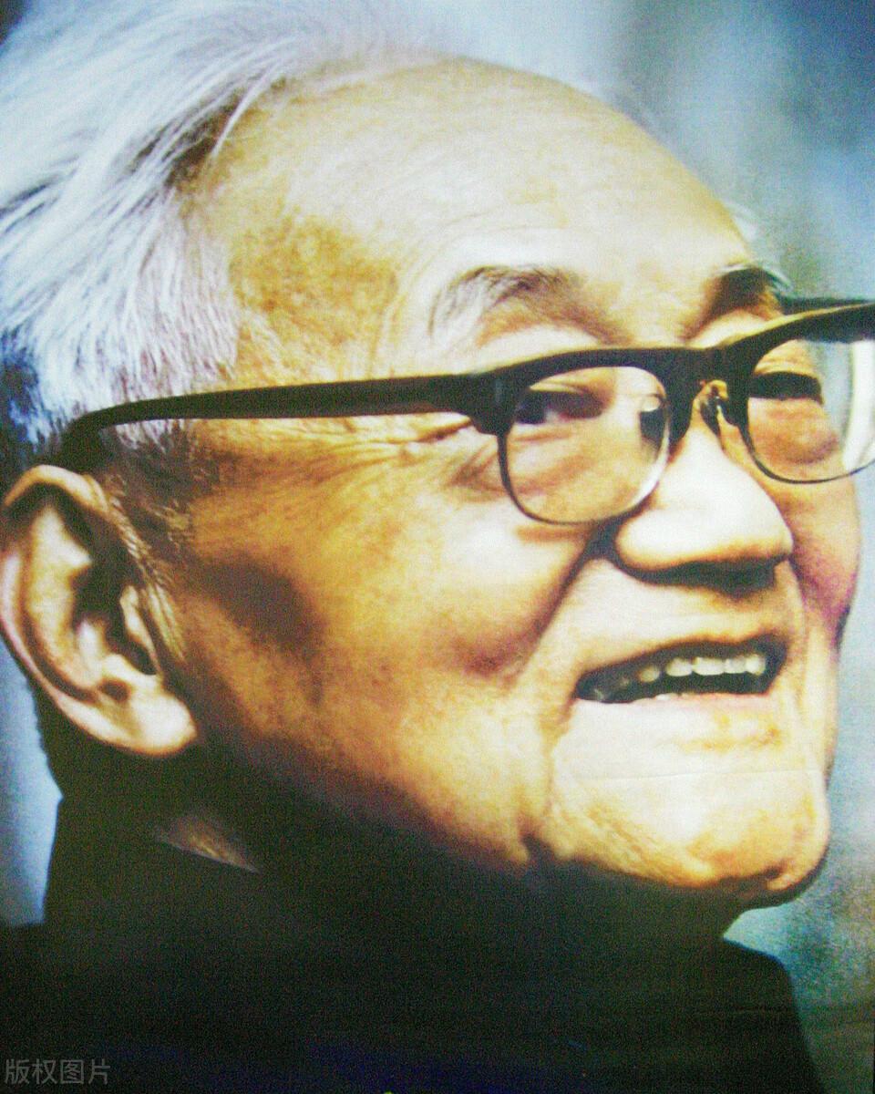 大作家巴金十句经典格言，句句充满大智慧，流露出崇高品格和人格(图1)