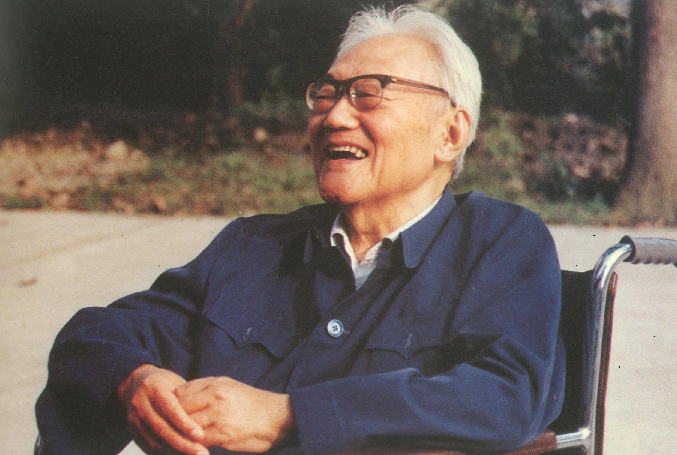 大作家巴金十句经典格言，句句充满大智慧，流露出崇高品格和人格(图3)