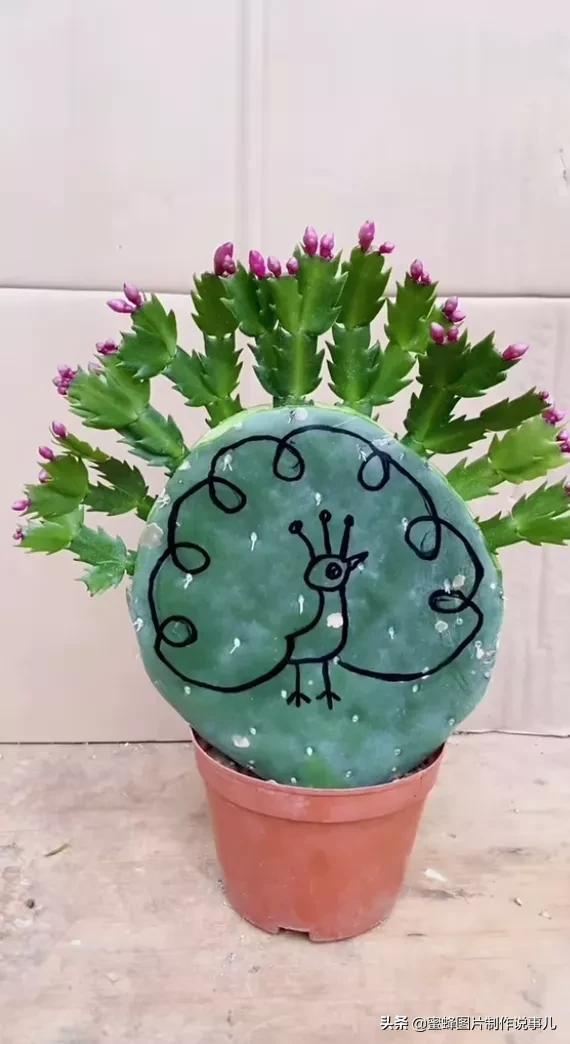 百花争放暗香溢，留连忘返戏蜂蝶(图38)