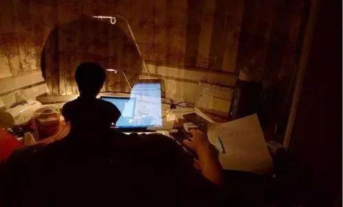 钱多事少离家近？说说最理想的工作应该长啥样？(图11)