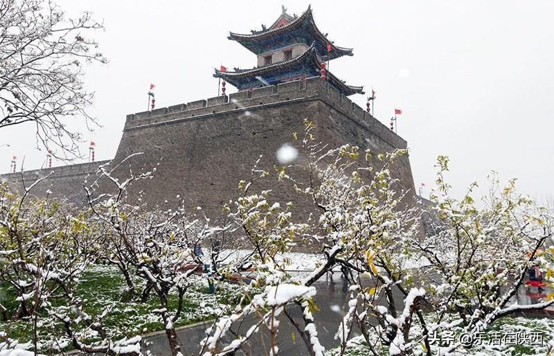 风花雪月自风雅，满心欢喜，一朝雪落，西安秒变长安(图9)