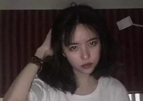 思念一个人的孤独和寂寞的伤感说说 爱到痛了的伤感说说(图1)