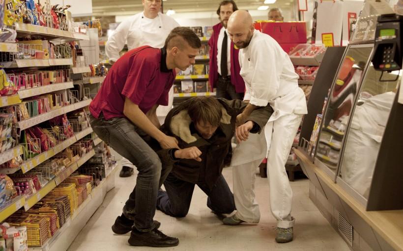 流言止于智者，《狩猎》中的童言，真的可以相信？(图11)