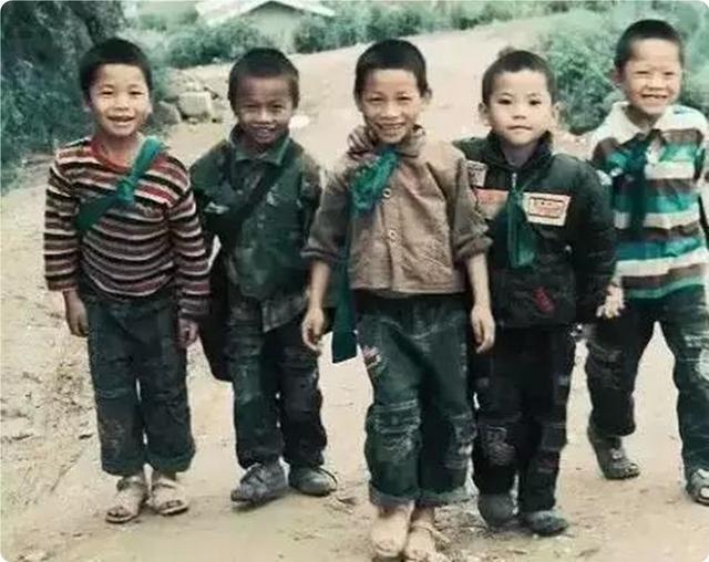 致那些50、60、70、80后的纯真童年，越长大越怀旧，看完泪目(图9)