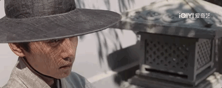 成年人的江湖，全是人情世故？(图1)