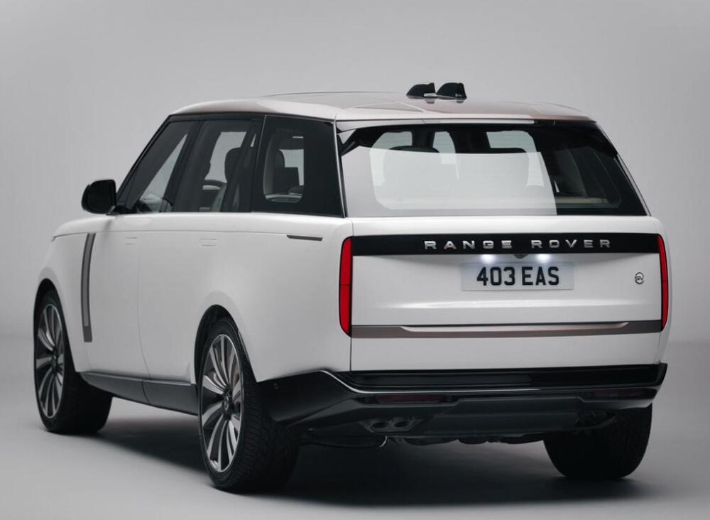 全新路虎揽胜——“有血性的男人都想要有一款”(图6)