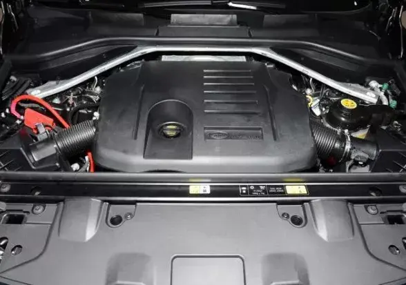 全新路虎揽胜——“有血性的男人都想要有一款”(图11)