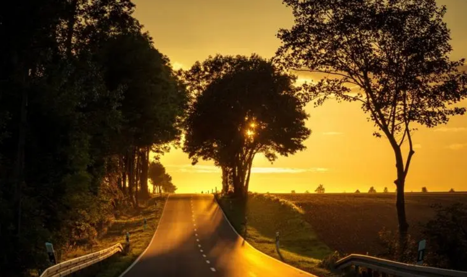 诗词鉴赏-时间如水 岁月如歌，十首古诗词，在岁月流逝中沉淀自己(图7)