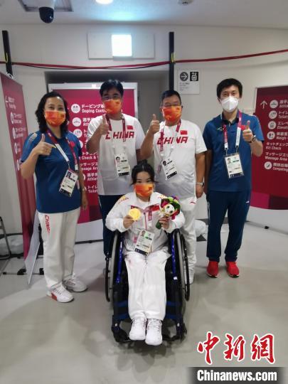 对话｜残奥冠军郭玲玲：21岁练举重 体育让她再不自卑(图6)