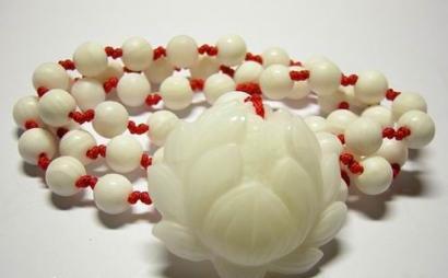 佛家七宝之一的砗磲，洁白晶莹，给我们带来了高雅纯洁首饰之美(图4)