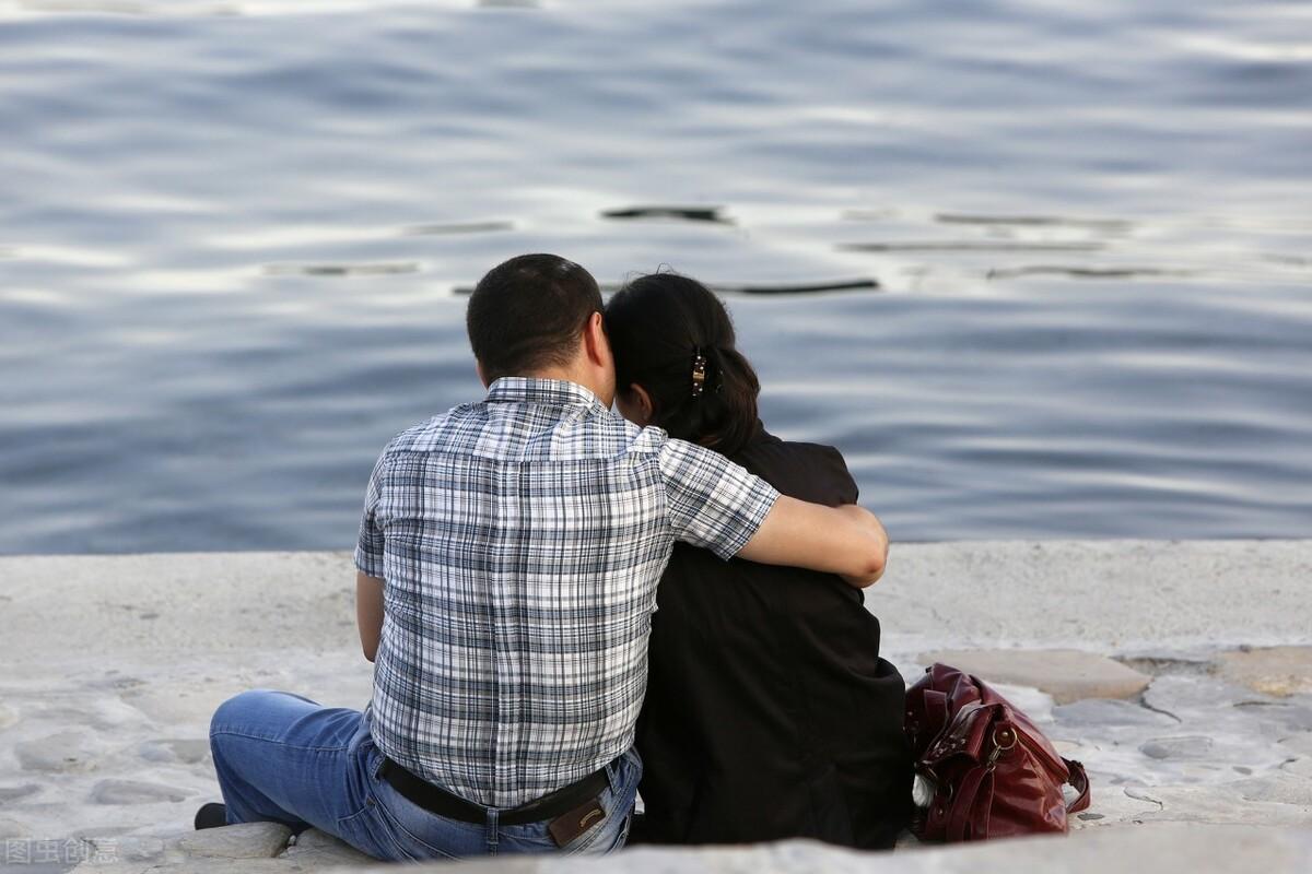 撩妹情话：海在思念朝阳，雨在思念大地，而我在思念你(图4)