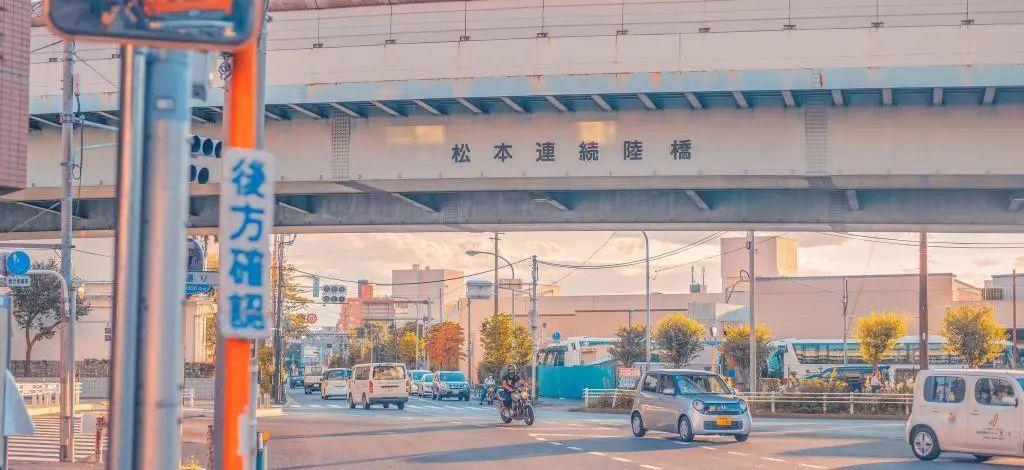 十一小长假旅行的唯美句子，小众文艺又高级，你喜欢哪句?(图1)