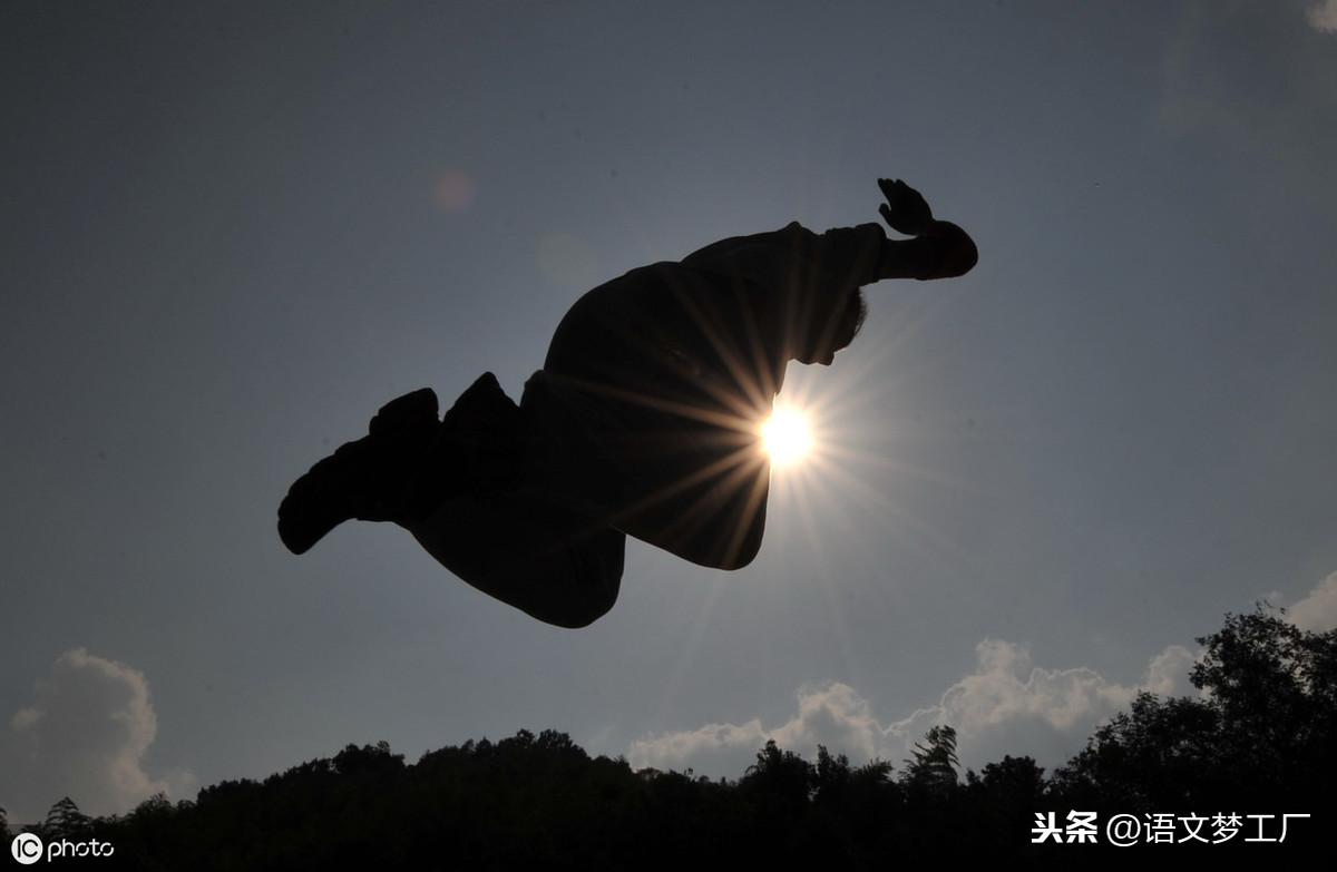 激励逆风飞扬的哲理语录200句：逆境让弱者破产，让强者破纪录(图1)