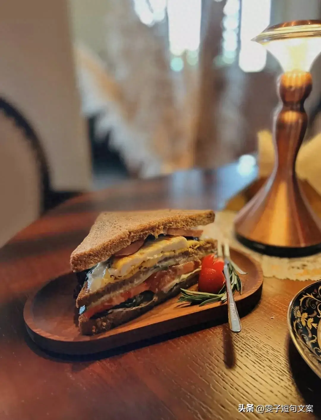 下午茶有趣治愈文案~文案被下午茶吃掉了，只剩下快乐与甜甜的我(图1)