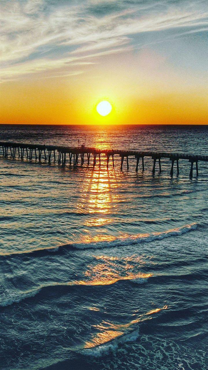 这些孤独伤感的爱情诗句，你知道几首呢？(图2)