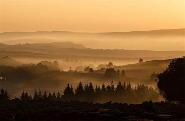 关于大漠的8条经典句子，在古诗词领略大漠风光(图4)