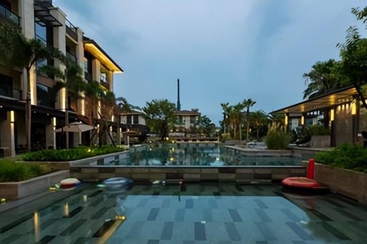 希望与光明：《圣诞颂歌》的永恒主题(图7)