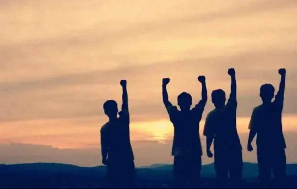 2022适用于男人为事业拼搏励志的句子(图3)