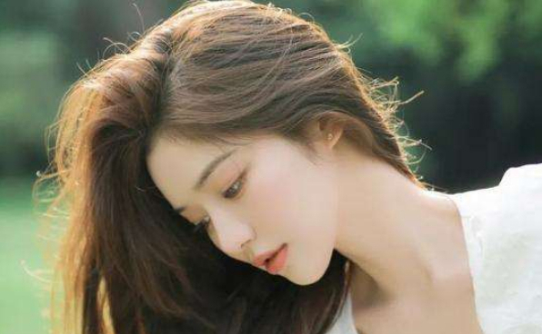 男人嘴上说爱你，但是有这些行为，就只是“玩玩而已”，别当真(图4)