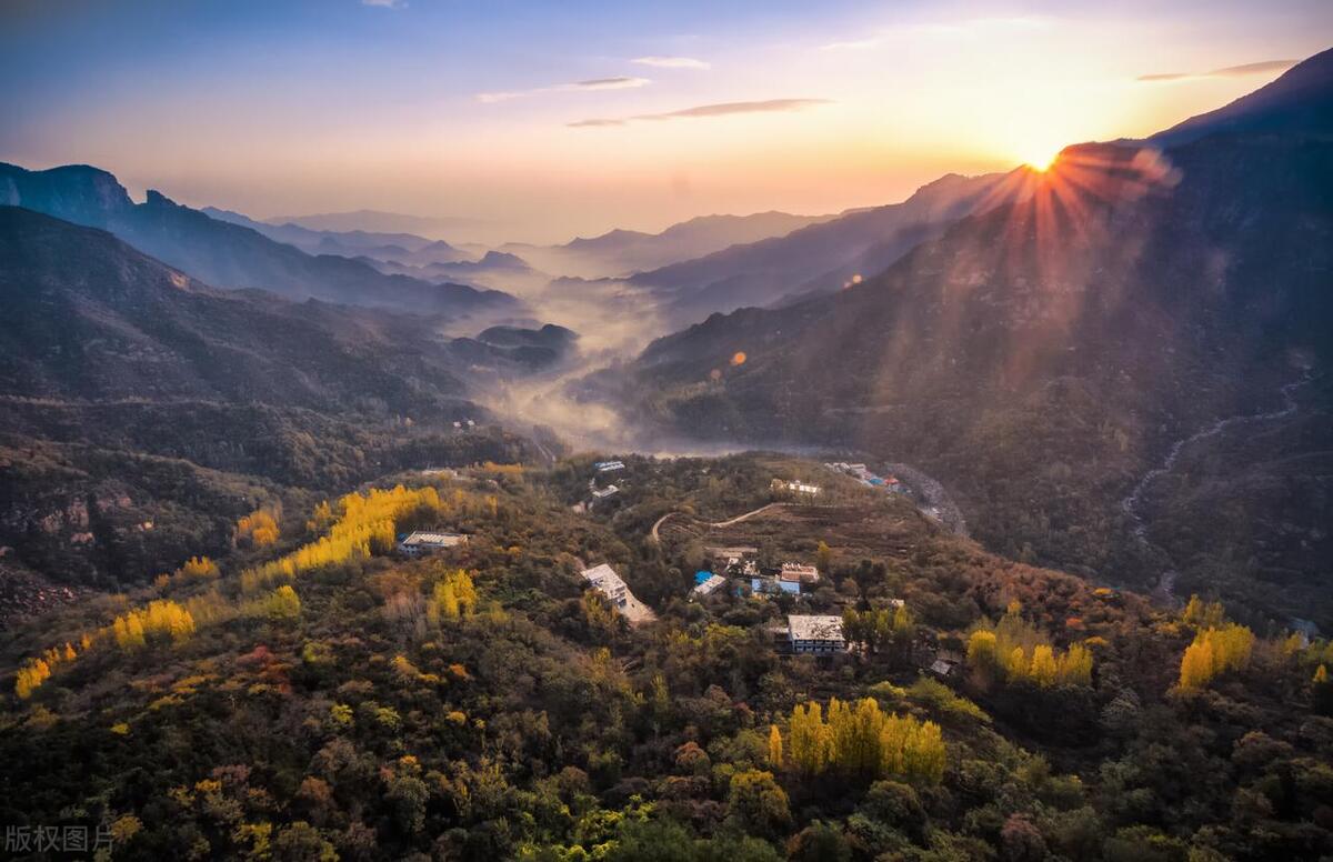 放飞心灵，解脱束缚：外出放松心情的说说(图2)