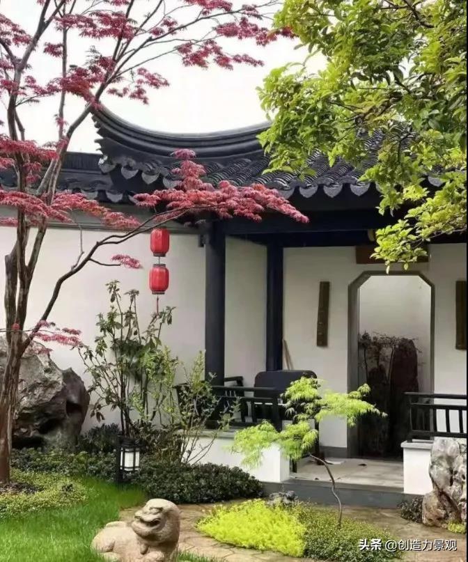 有一小院，种满繁花，天上有月，人间有你，这就是理想生活的模样(图2)