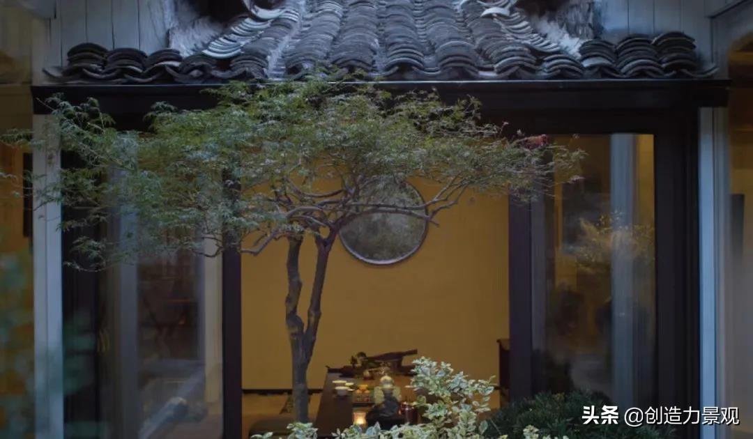 有一小院，种满繁花，天上有月，人间有你，这就是理想生活的模样(图9)