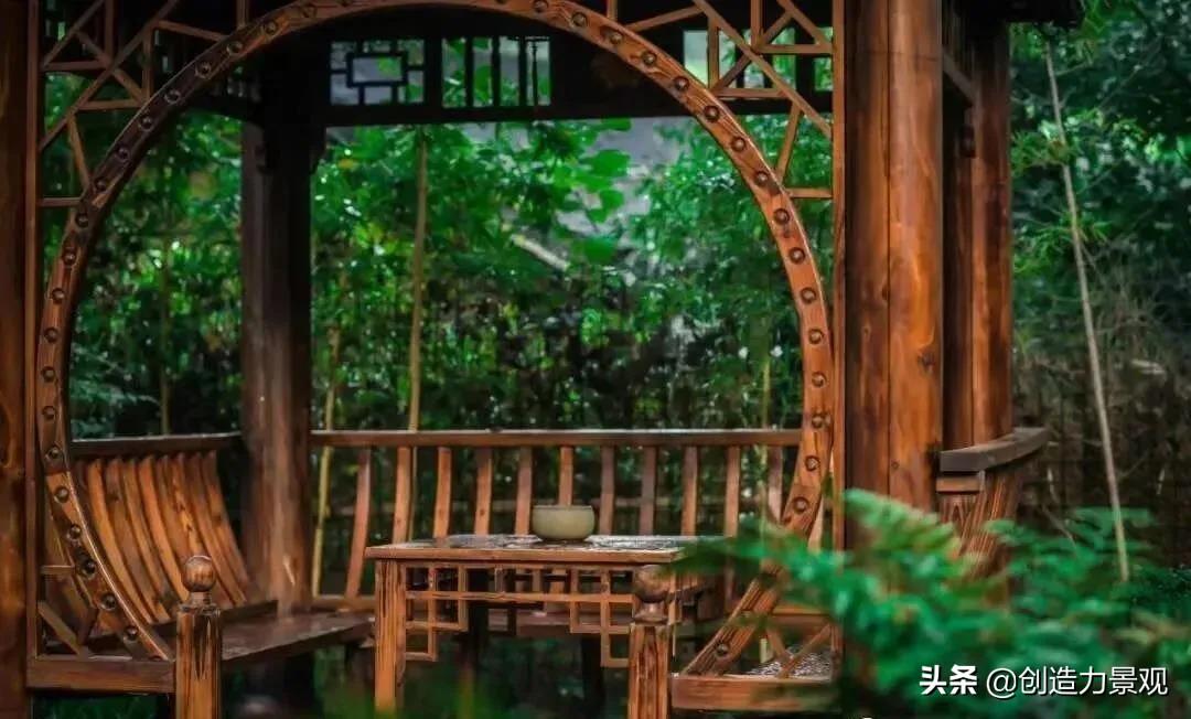 有一小院，种满繁花，天上有月，人间有你，这就是理想生活的模样(图10)