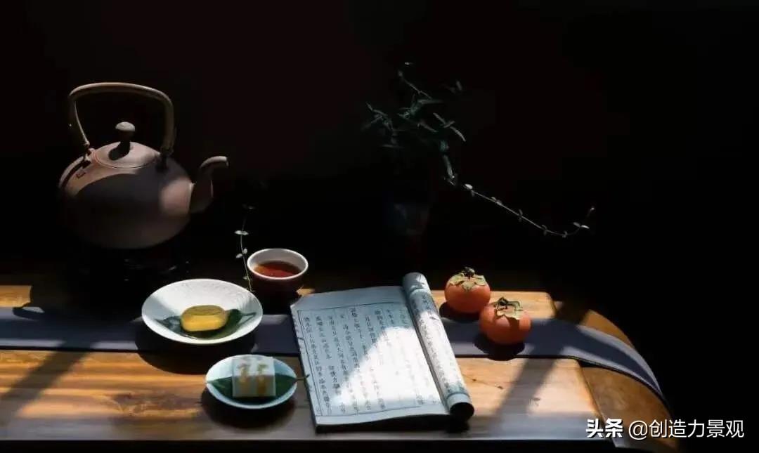 有一小院，种满繁花，天上有月，人间有你，这就是理想生活的模样(图11)