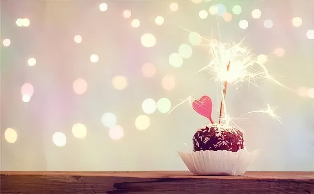 一家三口发朋友圈说说:有你们在，我的一家三口是全世界最幸福的(图2)