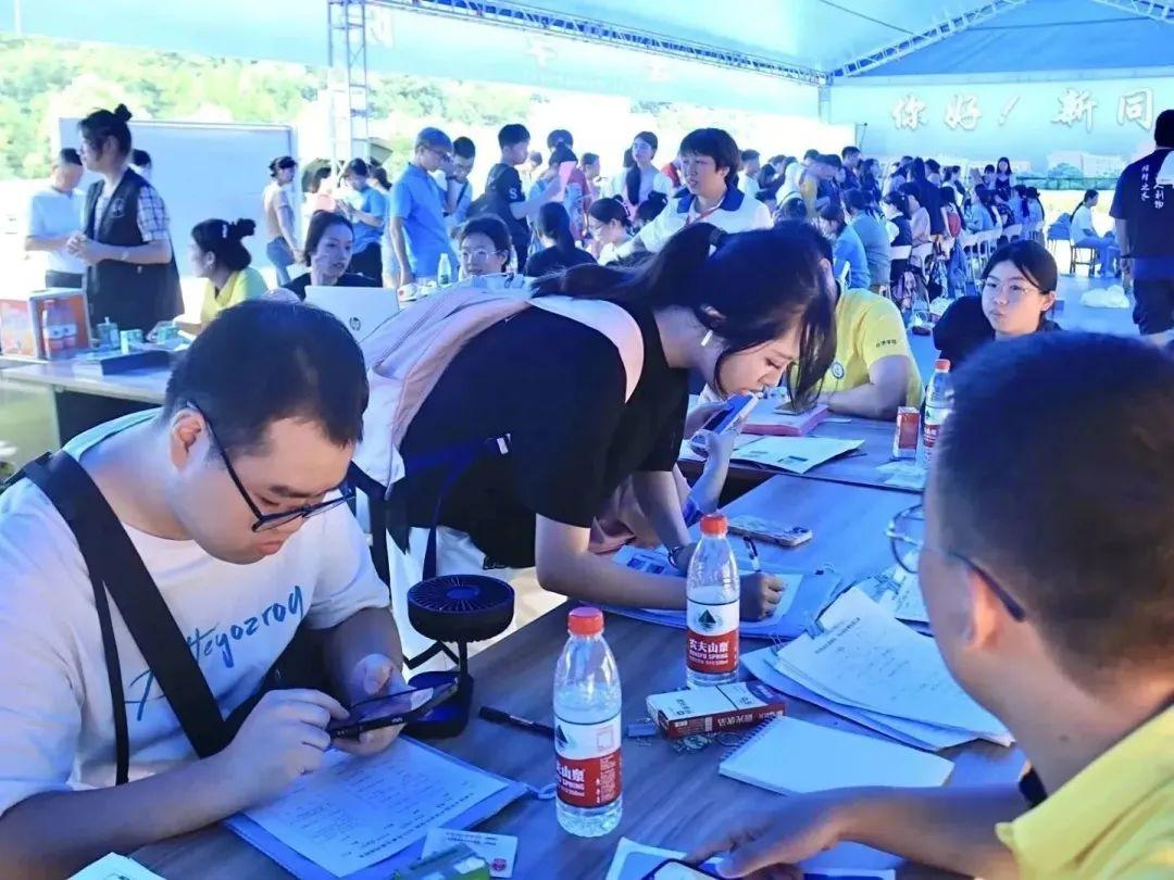 你好！新同学｜@中南林涉外萌新 满满仪式感，只为迎接你(图4)