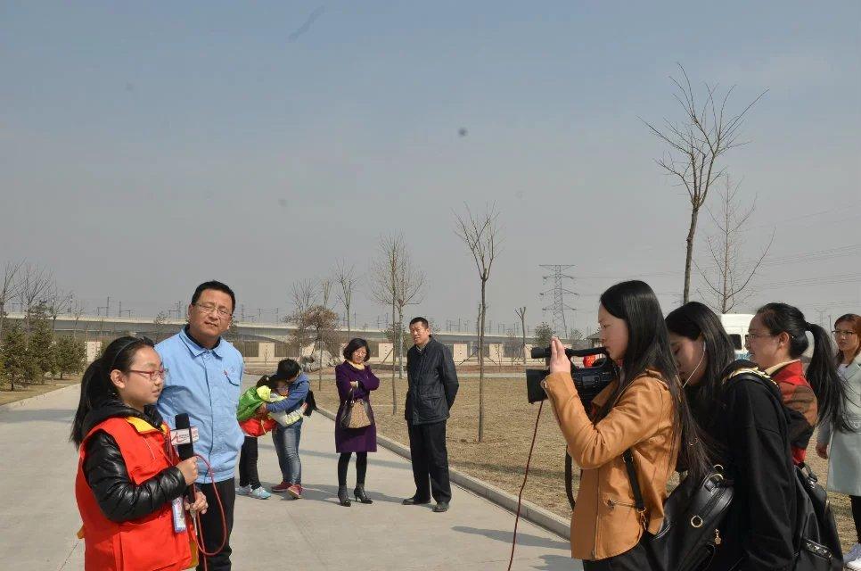 活到老学到老，如果少壮不努力，定会老大徒伤悲(图1)