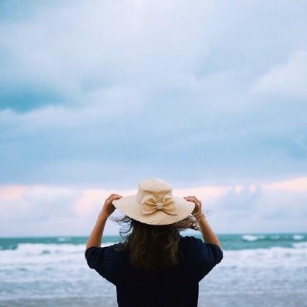 无奈心痛想哭的伤感句子，字字伤情，句句碎心(图4)