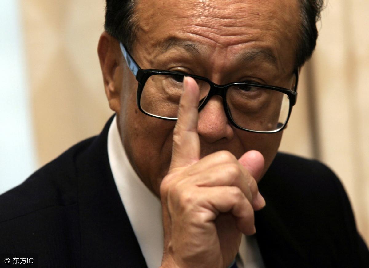 李嘉诚：我之所以从未失败，全靠这16字箴言！做到，前途无限光明(图1)